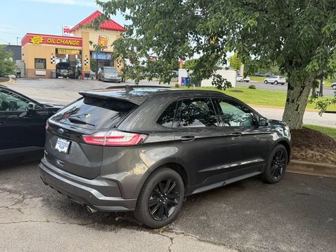 Used 2020 Ford Edge ST-Line FWD image 2
