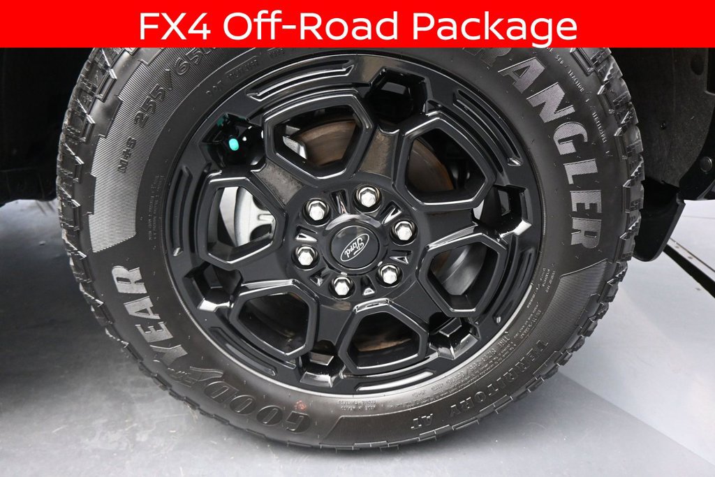 Used 2025 Ford Ranger Lariat w/ FX4 Off-Road Package AWD/4WD image 20