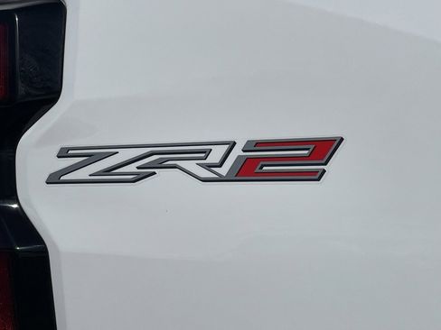 Used 2024 Chevrolet Colorado ZR2 w/ Safety Package image 18