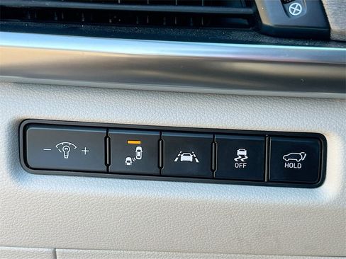 Used 2022 Kia Telluride EX w/ EX Premium Package image 10