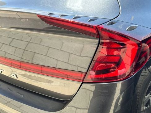 Used 2021 Hyundai Sonata SE image 14