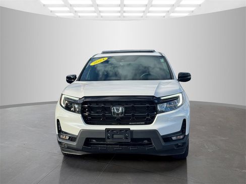Used 2024 Honda Ridgeline Black Edition image 2