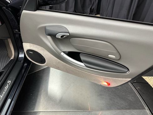Used 2004 Porsche Boxster S RWD image 24
