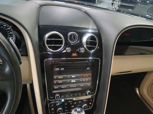 Used 2016 Bentley Flying Spur W12 image 26