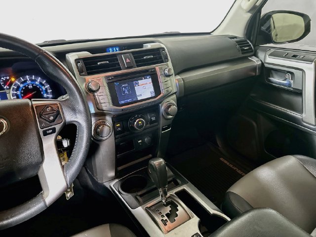 Used 2018 Toyota 4Runner SR5 Premium AWD/4WD image 24