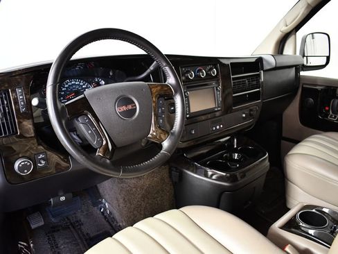 Used 2013 GMC Savana 1500 AWD image 33