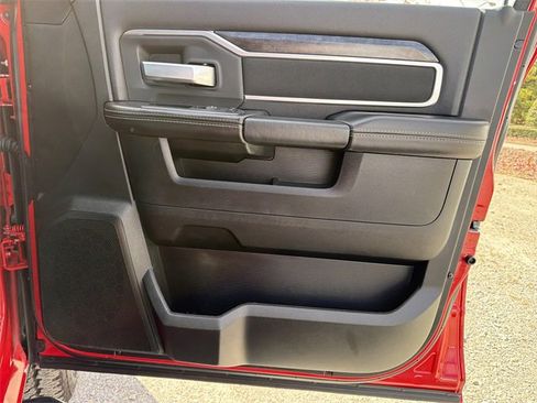 Used 2024 RAM 2500 Big Horn w/ Night Edition image 13