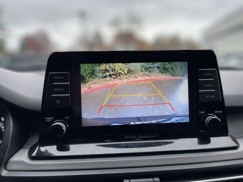 Used 2021 Kia Seltos LX image 15