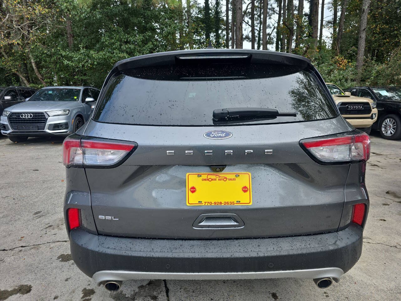 Used 2022 Ford Escape SEL w/ Technology Package FWD image 6