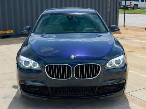 Used 2014 BMW 750Li image 21