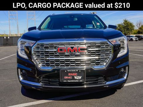 Used 2022 GMC Terrain Denali w/ LPO, Cargo Package image 5