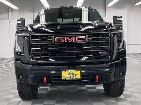Used 2026 GMC Sierra 2500 AT4X AWD/4WD image 4