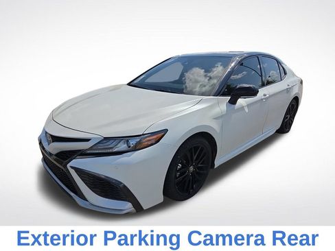 Used 2022 Toyota Camry XSE w/ Navigation Package FWD image 11
