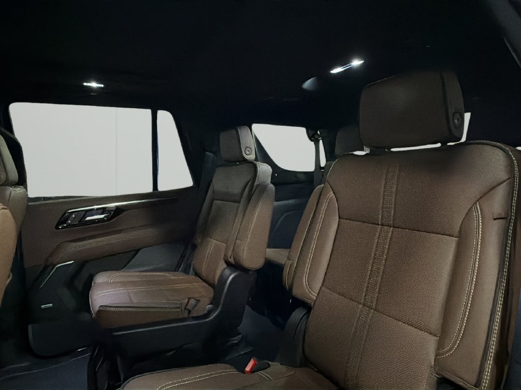 New 2026 Chevrolet Tahoe High Country AWD/4WD image 18