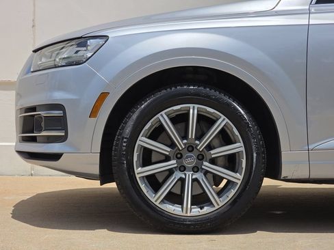 Used 2018 Audi Q7 3.0T Prestige w/ Prestige Package AWD/4WD image 44