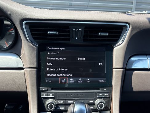 Used 2017 Porsche 911 Carrera image 18