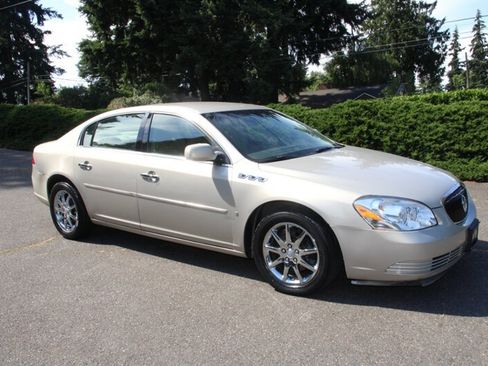 Used 2008 Buick Lucerne CXL FWD image 2