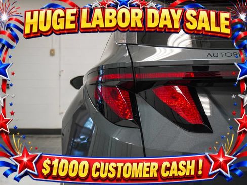 Used 2025 Hyundai Tucson SE FWD image 32