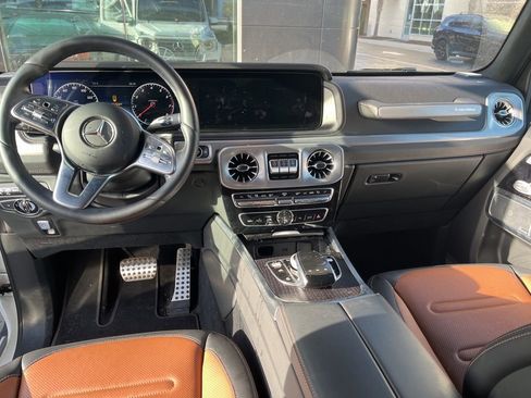 Used 2022 Mercedes-Benz G 550 image 10