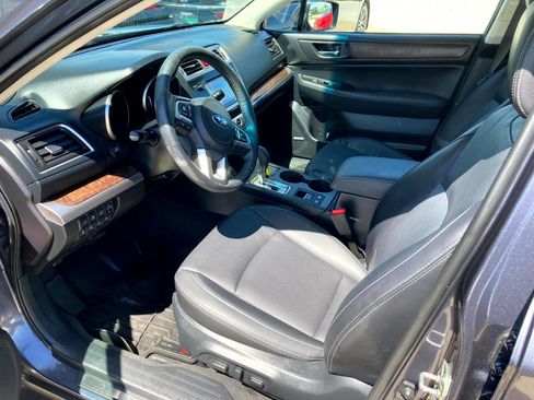 Used 2017 Subaru Outback 2.5i Limited AWD/4WD image 7