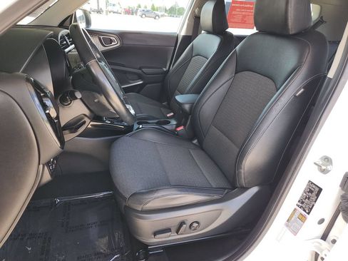 Used 2020 Kia Soul EX w/ Option Group 015 FWD image 13