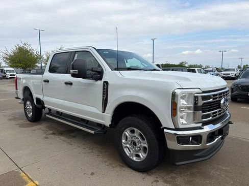 New 2026 Ford F250 XLT AWD/4WD image 2