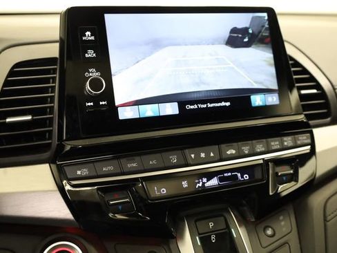 Used 2025 Honda Odyssey Sport-L image 22