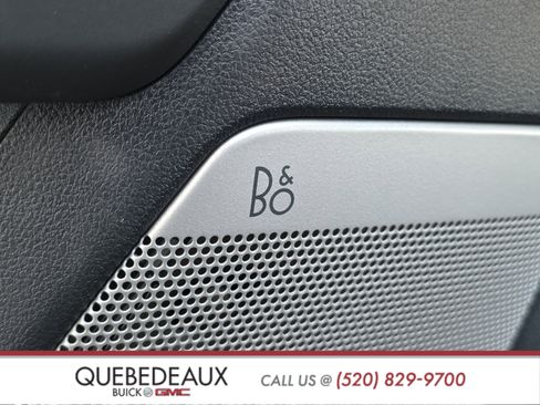 Used 2023 Ford F150 Lariat w/ Equipment Group 502A High image 9