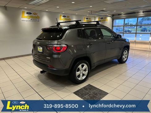 Used 2018 Jeep Compass Latitude w/ Popular Equipment Group AWD/4WD image 21
