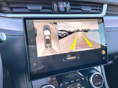 Used 2024 Jaguar F-PACE R-Dynamic S image 14