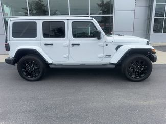 Used 2025 Jeep Wrangler Unlimited Sahara w/ Safety Group AWD/4WD video 2