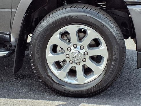 Used 2021 RAM 2500 Laramie image 32