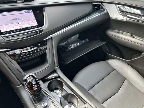 Used 2023 Cadillac XT5 Premium Luxury AWD/4WD image 34