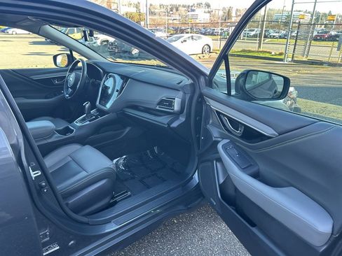 Used 2024 Subaru Outback Onyx Edition image 15