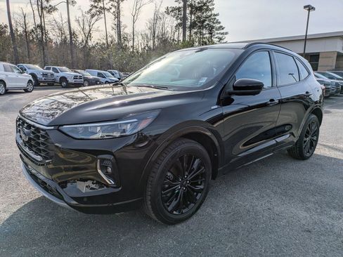 Certified 2023 Ford Escape ST-Line Elite image 8