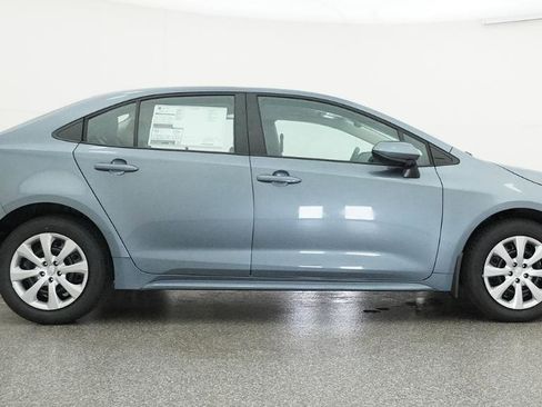 New 2026 Toyota Corolla LE FWD image 17
