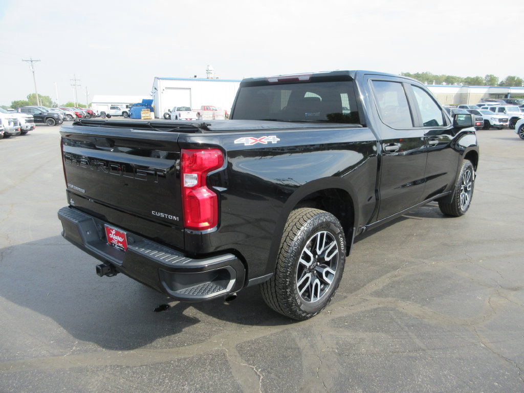 Certified 2020 Chevrolet Silverado 1500 Custom w/ Custom Value Package AWD/4WD image 6