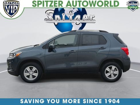 Certified 2022 Chevrolet Trax LT w/ LT Convenience Package image 6