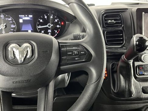 Used 2023 RAM ProMaster 2500 image 17