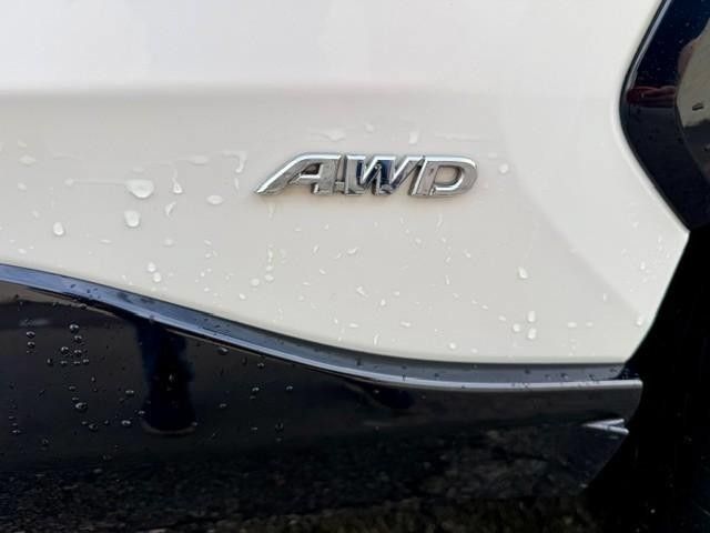 Used 2020 Toyota RAV4 XSE AWD/4WD image 7