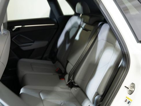 Certified 2025 Audi Q3 2.0T Premium w/ Convenience Package image 20