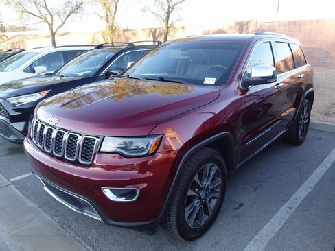 Used 2018 Jeep Grand Cherokee Limited w/ Luxury Group II image 1