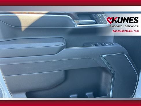 Used 2025 GMC Sierra 1500 SLT image 19