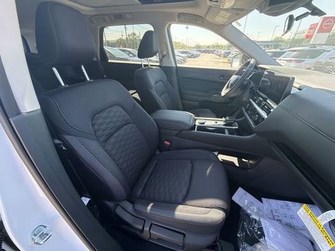New 2026 Nissan Pathfinder SV AWD/4WD image 25