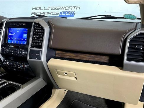 Used 2019 Ford F150 Lariat AWD/4WD image 12