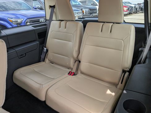 Used 2013 Ford Flex SEL AWD/4WD image 14