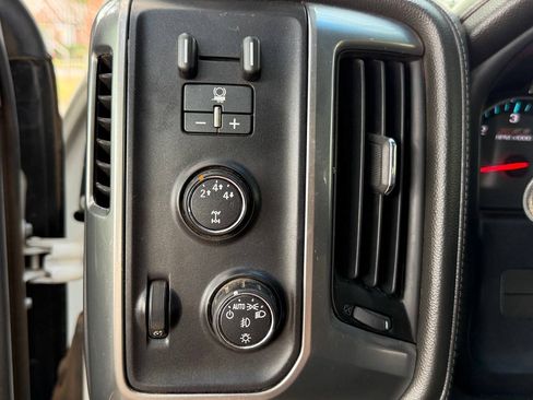 Used 2015 Chevrolet Silverado 2500 LTZ w/ LTZ Plus Package AWD/4WD image 26