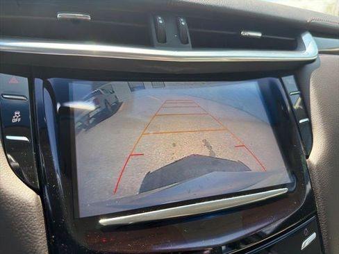 Used 2017 Cadillac XTS Luxury image 29