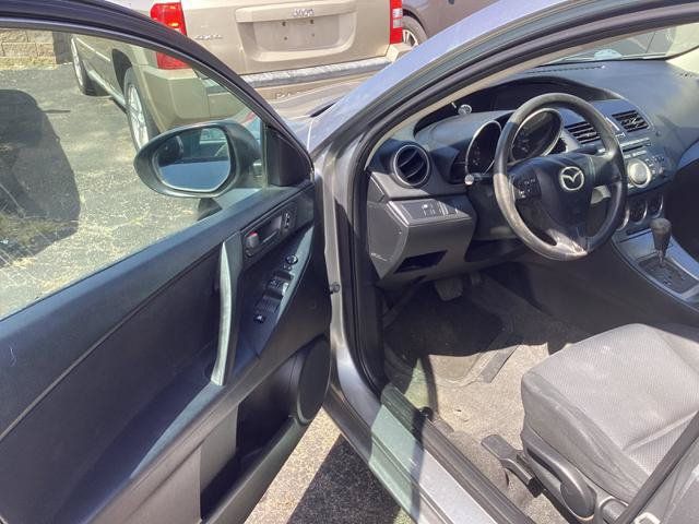 Used 2011 MAZDA MAZDA3 i Sport FWD image 7