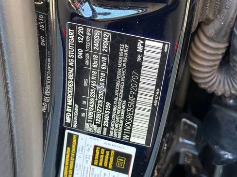 Used 2021 Mercedes-Benz GLC 300 4MATIC w/ Driver Assistance Package image 41